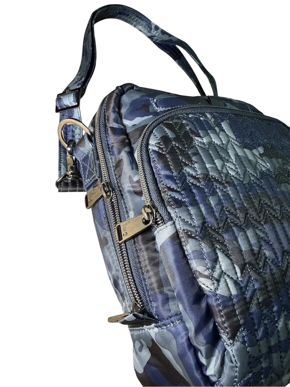 Lug Ranger Crossbody Bag Quilted Navy Camo Travel Purse - Picture 4 of 9